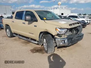 ✅ 2020 Toyota Tundra SR5 • VIN: 5TFDY5F19LX870655 • Lot: 43460222. Listed on IAAI with 70,875 mi. Free auction sales archive from the USA and detailed vehicle history report at DreamBid. Image 1.