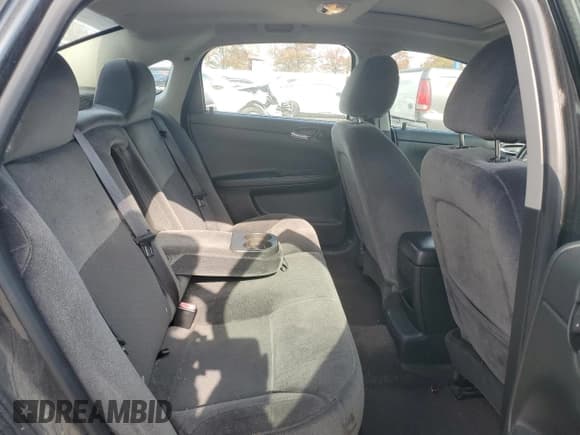 ✅ 2014 Chevrolet Impala LT • VIN: 2G1WB5E35E1160223 • Лот: 78786164. Опубликован ранее на Copart с пробегом 229 040 миль. Бесплатный доступ к архиву аукционных продаж из США и подробный отчёт об истории автомобиля на DreamBid. Изображение 10.