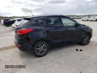 2015 Hyundai Tucson SE z VIN KM8JUCAG0FU091077, wystawiony jako Copart lot #49596383 z przebiegiem 82 935 mil mil oraz . Historia ofert i sprzedaży dostępna na DreamBid. Obrazek 3.