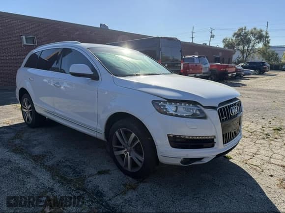✅ 2013 Audi Q7 Prestige • VIN: WA1VMAFE9DD014264 • Лот: 43574277. Опубликован ранее на IAAI с пробегом 189 902 миль. Бесплатный доступ к архиву аукционных продаж из США и подробный отчёт об истории автомобиля на DreamBid. Изображение 1.