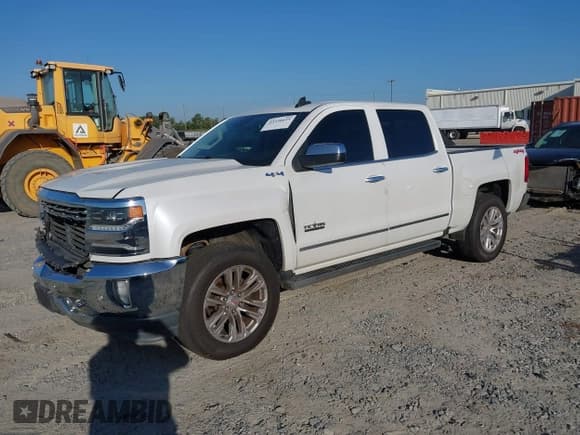 ✅ 2018 Chevrolet Silverado 1500 LTZ • VIN: 3GCUKSEJ5JG145427 • Lot: 43350615. Wystawiony na IAAI z przebiegiem 233 623 mil. Bezpłatny archiwum sprzedaży aukcyjnych z USA i szczegółowy raport historii pojazdu na DreamBid. Zdjęcie 17.