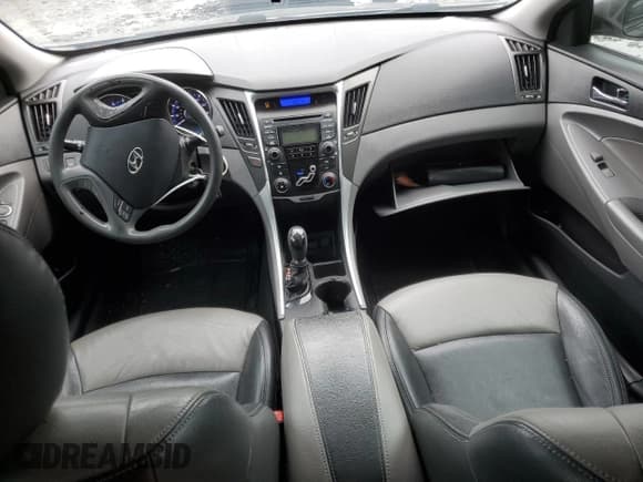 ✅ 2012 Hyundai Sonata GLS • VIN: 5NPEB4AC6CH432664 • Lot: 73257084. Listed on Copart with 180,864 mi. Free auction sales archive from the USA and detailed vehicle history report at DreamBid. Image 8.