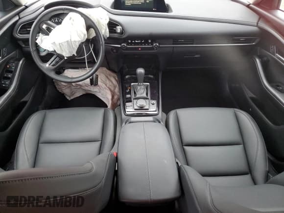 ✅ 2024 Mazda CX-30 S Select Sport • VIN: 3MVDMBBM7RM668839 • Лот: 90602735. Опубликован ранее на Copart с пробегом 6 910 миль. Бесплатный доступ к архиву аукционных продаж из США и подробный отчёт об истории автомобиля на DreamBid. Изображение 8.