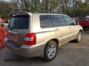 ✅ 2007 Toyota Highlander w/3rd Row • VIN: JTEDW21A470020566 • Лот: 43532015. Опубликован ранее на IAAI с пробегом 210 663 миль. Бесплатный доступ к архиву аукционных продаж из США и подробный отчёт об истории автомобиля на DreamBid. Изображение 4.