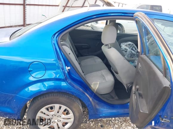 ✅ 2017 Chevrolet Sonic LS • VIN: 1G1JB5SH5H4151055 • Lot: 43635264. Listed on IAAI with 91,397 mi. Free auction sales archive from the USA and detailed vehicle history report at DreamBid. Image 8.
