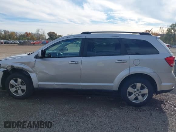 ✅ 2012 Dodge Journey SXT • VIN: 3C4PDCBG3CT288389 • Lot: 43537953. Listed on IAAI with 124,315 mi. Free auction sales archive from the USA and detailed vehicle history report at DreamBid. Image 14.