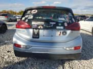 ✅ 2018 Chevrolet Bolt EV LT • VIN: 1G1FW6S08J4111973 • Lot: 76037244. Wystawiony na Copart z przebiegiem 57 433 mil. Bezpłatny archiwum sprzedaży aukcyjnych z USA i szczegółowy raport historii pojazdu na DreamBid. Zdjęcie 6.