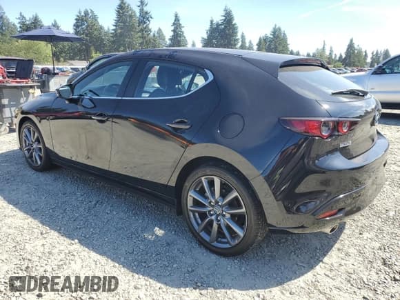 ✅ 2021 Mazda 3 Select • VIN: JM1BPAKL8M1338277 • Lot: 69043805. Listed on Copart with 38,426 mi. Free auction sales archive from the USA and detailed vehicle history report at DreamBid. Image 2.