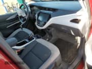 ✅ 2017 Chevrolet Bolt EV LT • VIN: 1G1FW6S07H4177442 • Lot: 66099934. Wystawiony na Copart z przebiegiem Nie podano. Bezpłatny archiwum sprzedaży aukcyjnych z USA i szczegółowy raport historii pojazdu na DreamBid. Zdjęcie 8.