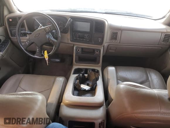 ✅ 2003 Chevrolet Silverado 2500HD LS • VIN: 1GCHC29U53E320515 • Lot: 52513575. Listed on Copart with 194,888 mi. Free auction sales archive from the USA and detailed vehicle history report at DreamBid. Image 8.