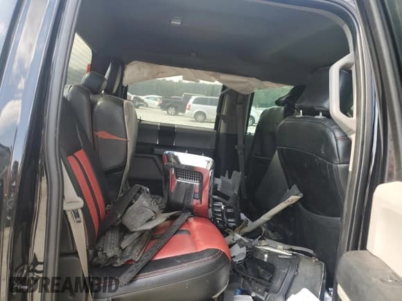 ✅ 2019 Ford F-150 XLT • VIN: 1FTEW1C59KFB84260 • Lot: 81598735. Wystawiony na Copart z przebiegiem Nie podano. Bezpłatny archiwum sprzedaży aukcyjnych z USA i szczegółowy raport historii pojazdu na DreamBid. Zdjęcie 10.