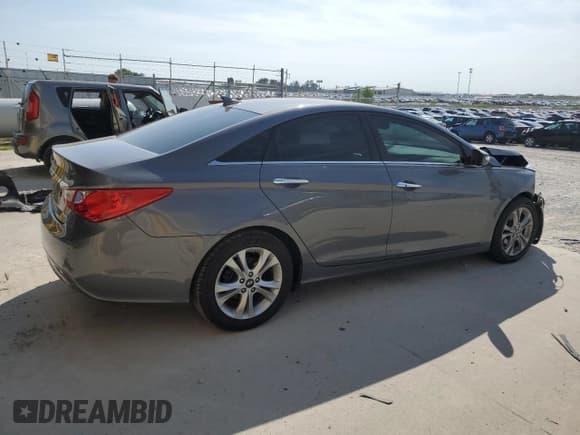 ✅ 2011 Hyundai Sonata SE • VIN: 5NPEC4AC5BH115048 • Lot: 80495185. Listed on Copart with 133,604 mi. Free auction sales archive from the USA and detailed vehicle history report at DreamBid. Image 3.