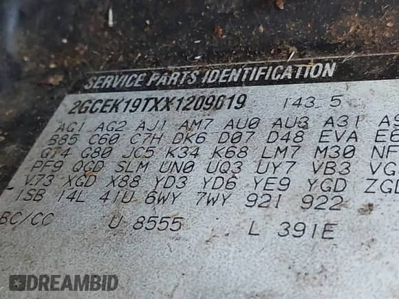 1999 Chevrolet Silverado 1500 LS z VIN 2GCEK19TXX1209019, wystawiony jako IAAI lot #43216391 z przebiegiem Nie podano mil oraz . Historia ofert i sprzedaży dostępna na DreamBid. Obrazek 9.