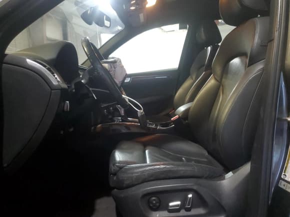 ✅ 2015 Audi Q5 Premium Plus • VIN: WA1DGAFP7FA095404 • Lot: 85080025. Wystawiony na Copart z przebiegiem 70 550 mil. Bezpłatny archiwum sprzedaży aukcyjnych z USA i szczegółowy raport historii pojazdu na DreamBid. Zdjęcie 7.