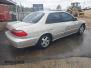 ✅ 1998 Honda Accord EX • VIN: 1HGCG5651WA101268 • Lot: 43874092. Listed on IAAI with Not provided. Free auction sales archive from the USA and detailed vehicle history report at DreamBid. Image 4.