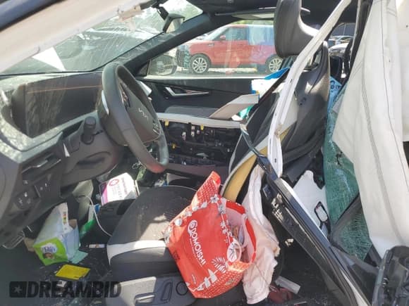 ✅ 2022 Kia EV6 GT-Line • VIN: KNDC44LA7N5060333 • Лот: 53563735. Опубликован ранее на Copart с пробегом 77 715 миль. Бесплатный доступ к архиву аукционных продаж из США и подробный отчёт об истории автомобиля на DreamBid. Изображение 7.