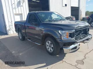 ✅ 2018 Ford F-150 XL • VIN: 1FTMF1CB4JKE30106 • Lot: 43250257. Wystawiony na IAAI z przebiegiem 112 462 mil. Bezpłatny archiwum sprzedaży aukcyjnych z USA i szczegółowy raport historii pojazdu na DreamBid. Zdjęcie 1.