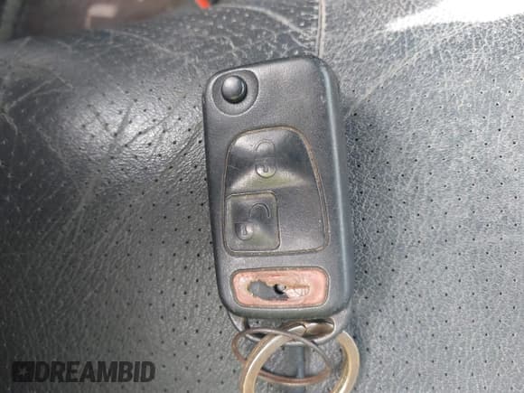 ✅ 1999 Mercedes-Benz SLK 230/320 • VIN: WDBKK47F1XF086736 • Лот: 41580240. Опубликован ранее на IAAI с пробегом 56 822 миль. Бесплатный доступ к архиву аукционных продаж из США и подробный отчёт об истории автомобиля на DreamBid. Изображение 11.