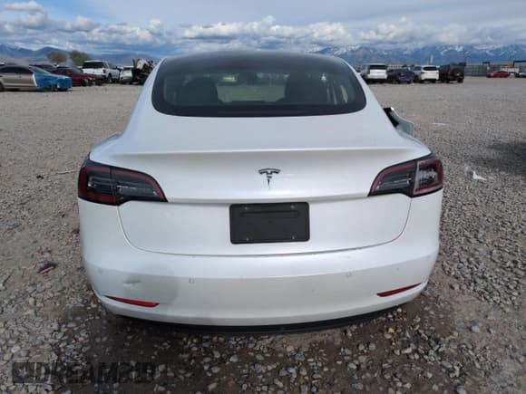 ✅ 2020 Tesla Model 3 Standard Range Plus • VIN: 5YJ3E1EA3LF800710 • Lot: 54778095. Wystawiony na Copart z przebiegiem 94 080 mil. Bezpłatny archiwum sprzedaży aukcyjnych z USA i szczegółowy raport historii pojazdu na DreamBid. Zdjęcie 6.