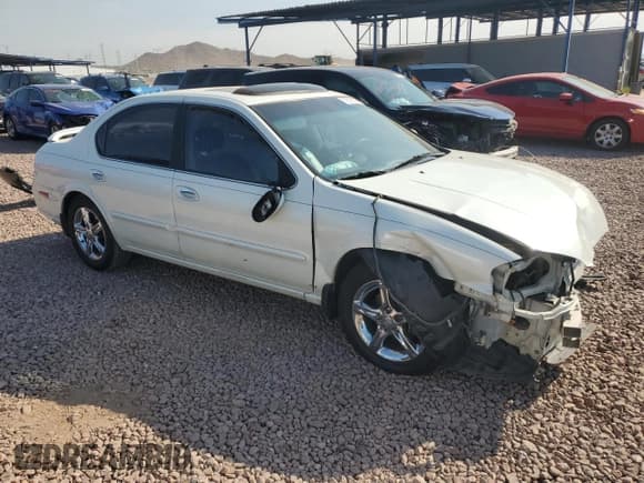 ✅ 2001 Nissan Maxima GXE • VIN: JN1CA31D71T827204 • Lot: 71219104. Wystawiony na Copart z przebiegiem 195 343 mil. Bezpłatny archiwum sprzedaży aukcyjnych z USA i szczegółowy raport historii pojazdu na DreamBid. Zdjęcie 4.