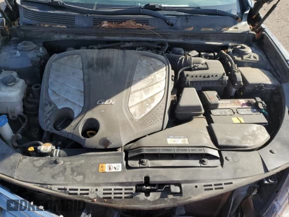 ✅ 2013 Hyundai Azera • VIN: KMHFH4JG4DA323839 • Лот: 58860835. Опубликован ранее на Copart с пробегом 180 982 миль. Бесплатный доступ к архиву аукционных продаж из США и подробный отчёт об истории автомобиля на DreamBid. Изображение 11.