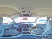 ✅ 2004 Chevrolet Suburban Z71 • VIN: 3GNFK16Z04G339205 • Лот: 80546484. Опубликован ранее на Copart с пробегом 297 682 миль. Бесплатный доступ к архиву аукционных продаж из США и подробный отчёт об истории автомобиля на DreamBid. Изображение 14.