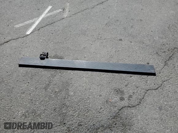 ✅ 2020 Toyota 4Runner Nightshade • VIN: JTEBU5JR2L5767875 • Lot: 85653545. Listed on Copart with 75,132 mi. Free auction sales archive from the USA and detailed vehicle history report at DreamBid. Image 13.