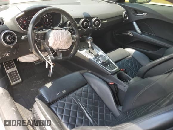 ✅ 2016 Audi TT 2.0T • VIN: TRUC5AFV2G1009848 • Лот: 64043154. Опубликован ранее на Copart с пробегом 143 571 миль. Бесплатный доступ к архиву аукционных продаж из США и подробный отчёт об истории автомобиля на DreamBid. Изображение 8.