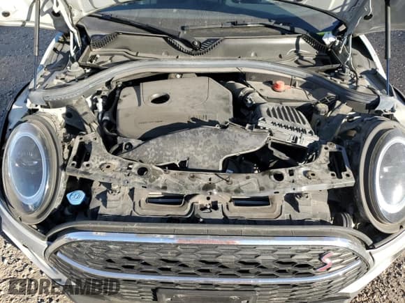 ✅ 2022 MINI Clubman Cooper S • VIN: WMWLV7C01N2P62233 • Lot: 73043364. Wystawiony na Copart z przebiegiem 39 363 mil. Bezpłatny archiwum sprzedaży aukcyjnych z USA i szczegółowy raport historii pojazdu na DreamBid. Zdjęcie 11.