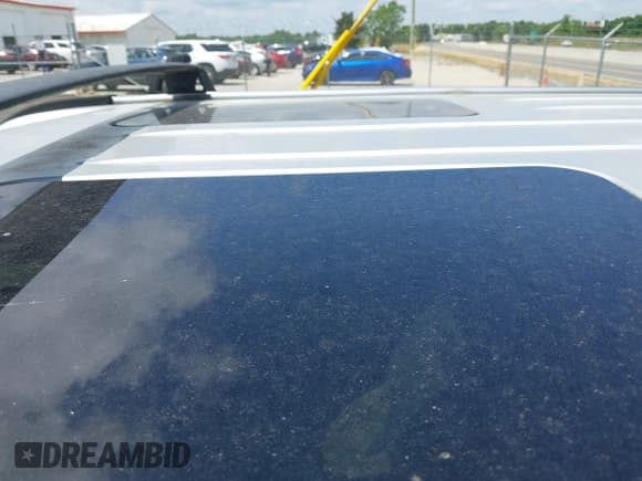 ✅ 2006 Jeep Commander Limited • VIN: 1J8HG58N26C244468 • Lot: 42192310. Listed on IAAI with 214,892 mi. Free auction sales archive from the USA and detailed vehicle history report at DreamBid. Image 16.