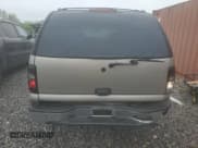 ✅ 2002 Chevrolet Suburban LT • VIN: 1GNEC16Z12J265815 • Лот: 51673315. Опубликован ранее на Copart с пробегом 305 599 миль. Бесплатный доступ к архиву аукционных продаж из США и подробный отчёт об истории автомобиля на DreamBid. Изображение 6.