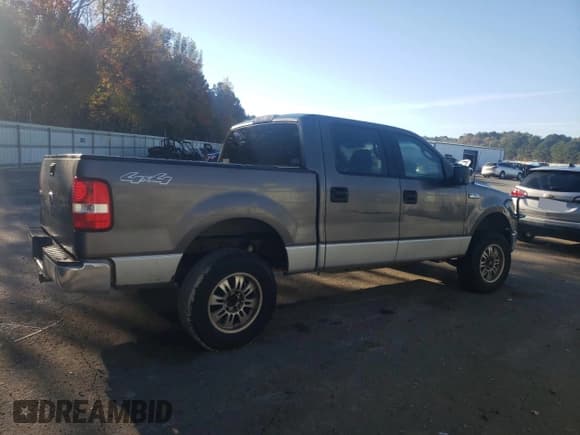 ✅ 2006 Ford F-150 XLT • VIN: 1FTRW14W76FB03299 • Lot: 82712394. Listed on Copart with 233,086 mi. Free auction sales archive from the USA and detailed vehicle history report at DreamBid. Image 3.