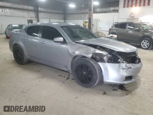 2014 Dodge Avenger SXT с VIN 1C3CDZCBXEN110944, выставлен на аукционе Copart как лот 59487324 с пробегом 110 981 миль миль и Списание • Salvage title. История ставок и продаж доступна на DreamBid. Изображение 4.