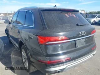 ✅ 2025 Audi Q7 Premium Plus • VIN: WA1LVBF73SD013930 • Lot: 43779423. Wystawiony na IAAI z przebiegiem Nie podano. Bezpłatny archiwum sprzedaży aukcyjnych z USA i szczegółowy raport historii pojazdu na DreamBid. Zdjęcie 3.