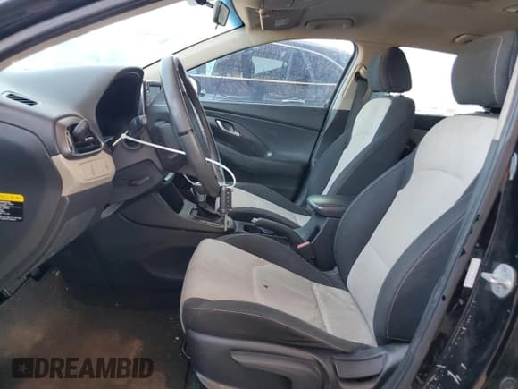 ✅ 2018 Hyundai Elantra • VIN: KMHH35LE1JU046506 • Lot: 57648825. Listed on Copart with 128,605 mi. Free auction sales archive from the USA and detailed vehicle history report at DreamBid. Image 7.