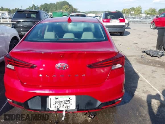 2020 Hyundai Elantra SEL с VIN 5NPD84LF4LH500977, выставлен на аукционе IAAI как лот 43331816 с пробегом 42 799 миль миль и . История ставок и продаж доступна на DreamBid. Изображение 15.