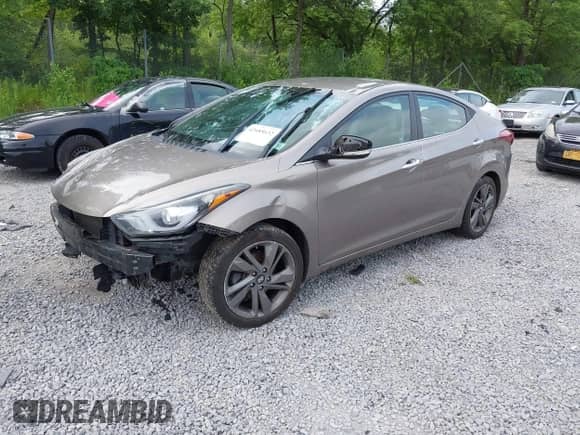 2014 Hyundai Elantra SE с VIN 5NPDH4AE2EH538267, выставлен на аукционе IAAI как лот 42685632 с пробегом 154 175 миль миль и . История ставок и продаж доступна на DreamBid. Изображение 16.