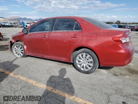 ✅ 2012 Toyota Corolla LE • VIN: JTDBU4EE8C9172396 • Lot: 85926445. Wystawiony na Copart z przebiegiem 116 135 mil. Bezpłatny archiwum sprzedaży aukcyjnych z USA i szczegółowy raport historii pojazdu na DreamBid. Zdjęcie 2.