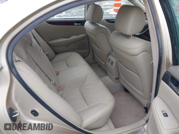 ✅ 2004 Lexus ES 350 • VIN: JTHBA30G145023105 • Lot: 43866146. Listed on IAAI with 168,819 mi. Free auction sales archive from the USA and detailed vehicle history report at DreamBid. Image 8.