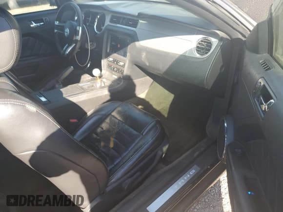 ✅ 2013 Ford Mustang GT • VIN: 1ZVBP8CF5D5284542 • Lot: 69672645. Listed on Copart with 147,030 mi. Free auction sales archive from the USA and detailed vehicle history report at DreamBid. Image 8.