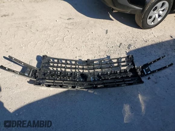 ✅ 2021 Chevrolet Silverado 1500 LTZ • VIN: 1GCUYGEDXMZ434149 • Lot: 86173395. Wystawiony na Copart z przebiegiem 47 940 mil. Bezpłatny archiwum sprzedaży aukcyjnych z USA i szczegółowy raport historii pojazdu na DreamBid. Zdjęcie 12.