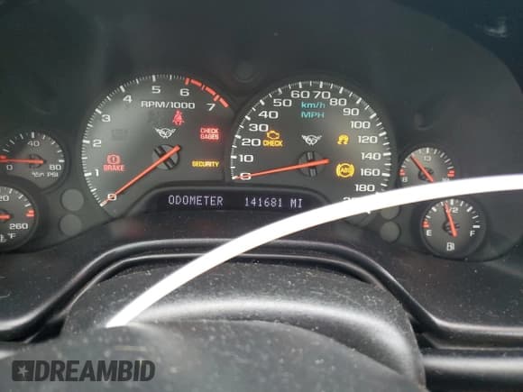 ✅ 2004 Chevrolet Corvette • VIN: 1G1YY32G445126550 • Лот: 60624205. Опубликован ранее на Copart с пробегом 141 681 миль. Бесплатный доступ к архиву аукционных продаж из США и подробный отчёт об истории автомобиля на DreamBid. Изображение 9.