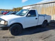 ✅ 1998 Ford F-150 • VIN: 1FTZF1720WNB95970 • Lot: 43591109. Wystawiony na IAAI z przebiegiem 190 321 mil. Bezpłatny archiwum sprzedaży aukcyjnych z USA i szczegółowy raport historii pojazdu na DreamBid. Zdjęcie 14.