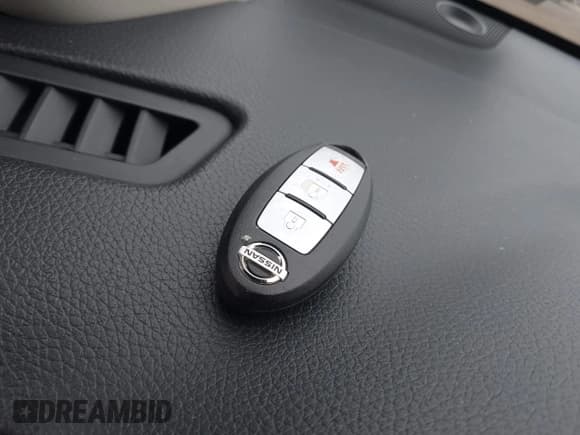 ✅ 2016 Nissan Rogue SV • VIN: KNMAT2MV4GP697283 • Лот: 43769592. Опубликован ранее на IAAI с пробегом 102 905 миль. Бесплатный доступ к архиву аукционных продаж из США и подробный отчёт об истории автомобиля на DreamBid. Изображение 11.