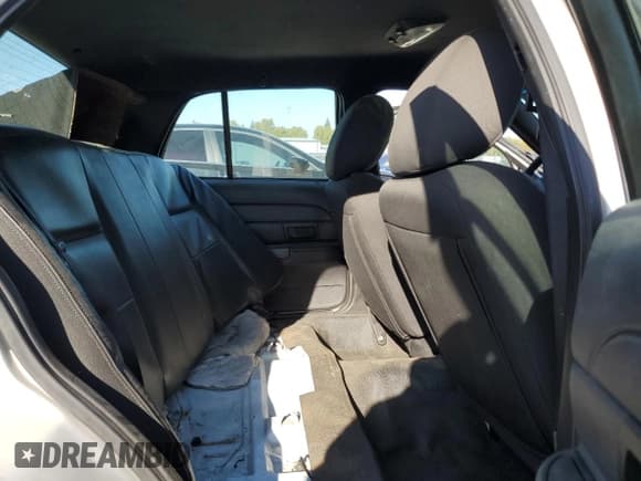 ✅ 2011 Ford Police Interceptor • VIN: 2FABP7BV7BX152342 • Лот: 80675545. Опубликован ранее на Copart с пробегом Не указан. Бесплатный доступ к архиву аукционных продаж из США и подробный отчёт об истории автомобиля на DreamBid. Изображение 10.