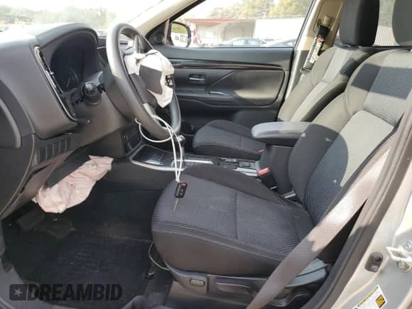 2020 Mitsubishi Outlander ES с VIN JA4AD2A35LZ032871, выставлен на аукционе Copart как лот 81751605 с пробегом 87 239 миль миль и Списание • Salvage title. История ставок и продаж доступна на DreamBid. Изображение 7.