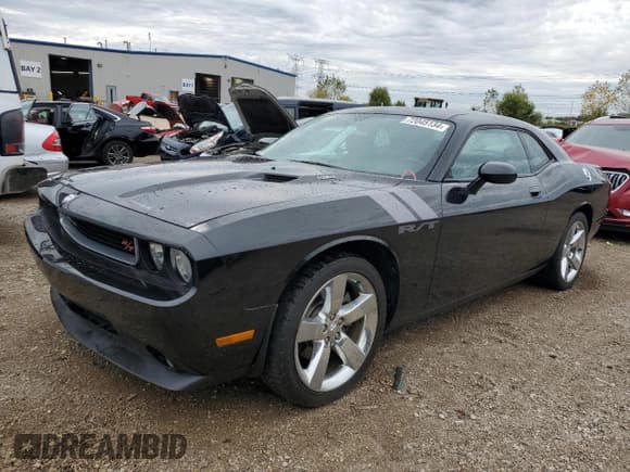 ✅ 2010 Dodge Challenger R/T Classic • VIN: 2B3CJ5DT6AH296877 • Lot: 72045134. Wystawiony na Copart z przebiegiem 58 647 mil. Bezpłatny archiwum sprzedaży aukcyjnych z USA i szczegółowy raport historii pojazdu na DreamBid. Zdjęcie 1.