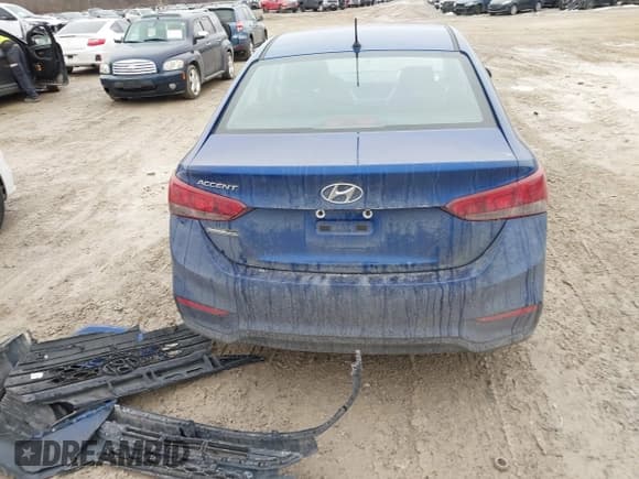 ✅ 2018 Hyundai Accent SE • VIN: 3KPC24A32JE023716 • Лот: 41460490. Опубликован ранее на IAAI с пробегом 101 909 миль. Бесплатный доступ к архиву аукционных продаж из США и подробный отчёт об истории автомобиля на DreamBid. Изображение 17.