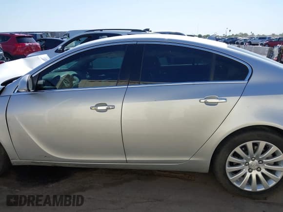 ✅ 2013 Buick Regal Turbo Premium 1 • VIN: 2G4GS5EV8D9187084 • Лот: 42722418. Опубликован ранее на IAAI с пробегом 84 899 миль. Бесплатный доступ к архиву аукционных продаж из США и подробный отчёт об истории автомобиля на DreamBid. Изображение 14.