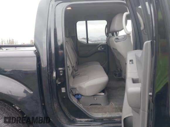 ✅ 2005 Nissan Frontier Nismo • VIN: 1N6AD07W55C411044 • Lot: 43599846. Listed on IAAI with 128,957 mi. Free auction sales archive from the USA and detailed vehicle history report at DreamBid. Image 8.
